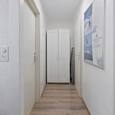 아파트 Paisible Au Pied Des Pistes De *